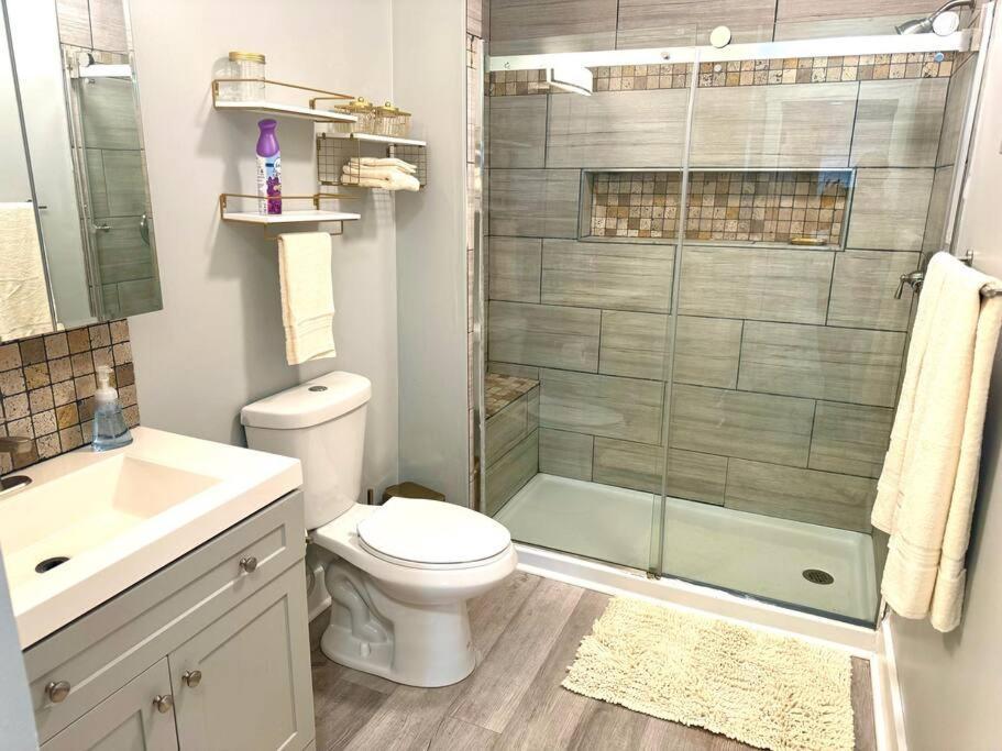 Апартаменты Little House On 47Th Кливленд Экстерьер фото