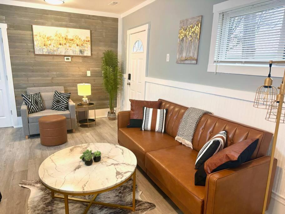 Апартаменты Little House On 47Th Кливленд Экстерьер фото